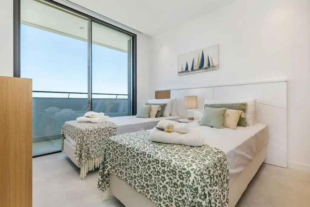 Amazing Central Apartment With Sea-View, Close To Beach With Pool, Sauna, Wifi And Private Parking Lagos 0*,  Portugal