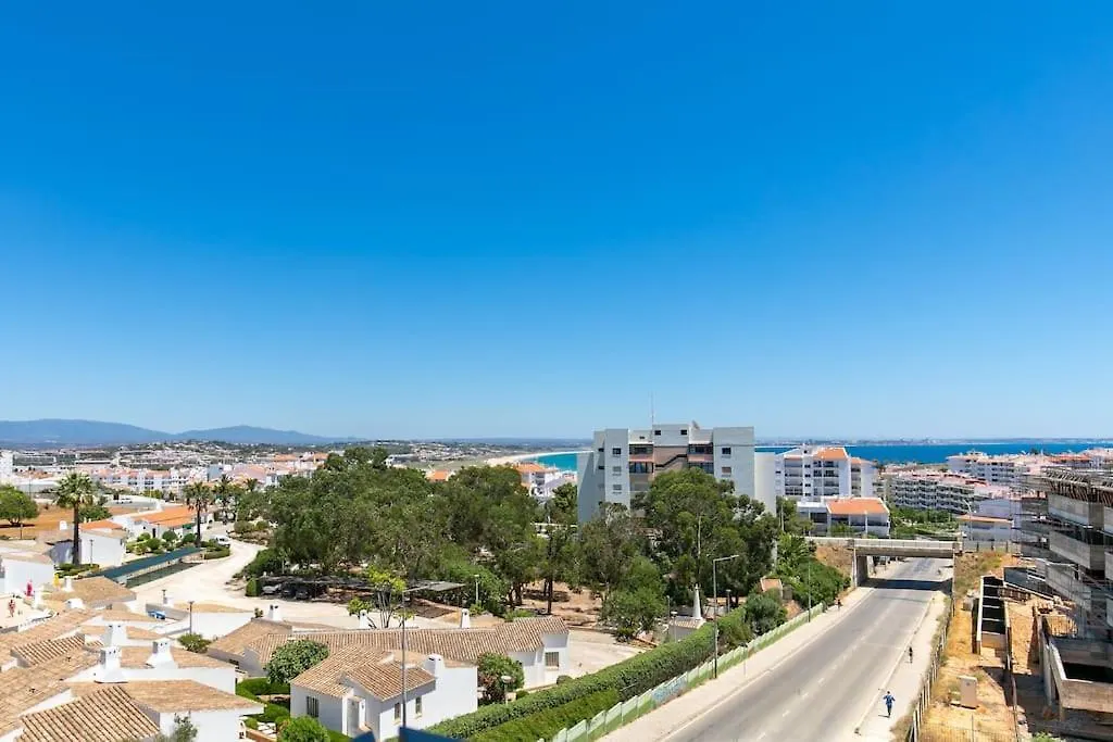 Amazing Central Apartment With Sea-View, Close To Beach With Pool, Sauna, Wifi And Private Parking Lagos
